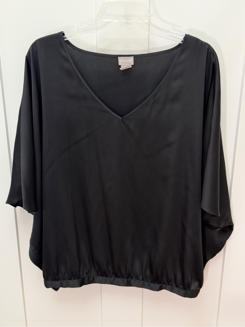 Chico's Black V-Neck Dolman Sleeve Top